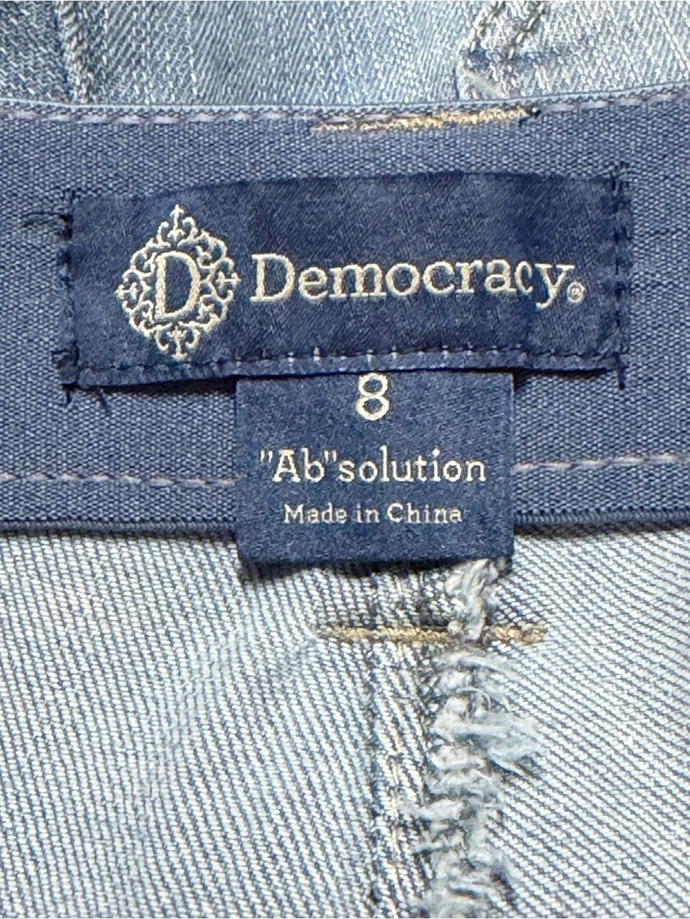 Democracy Ab Solution Jean Shorts Womens 8 Blue Light Wash Denim Mid Rise Casual